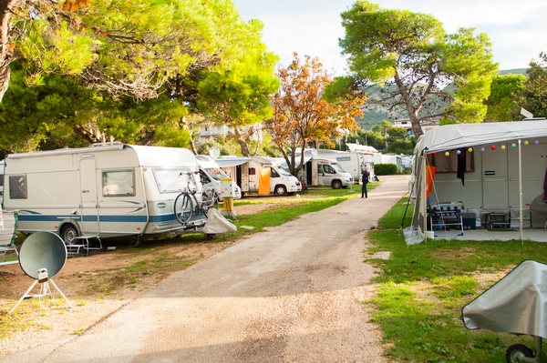 Emplacement camping-car, Bourg-en-Bresse, MAISON BILLON