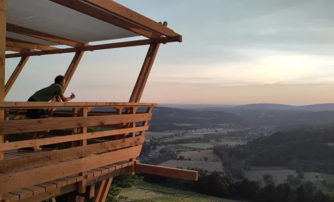 Roulottes dans les vignes de Maison Billon en place, Bourg-en-Bresse, MAISON BILLON